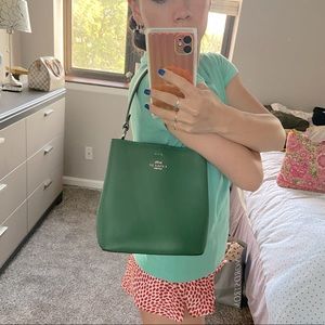 COACH BUCKET BAG